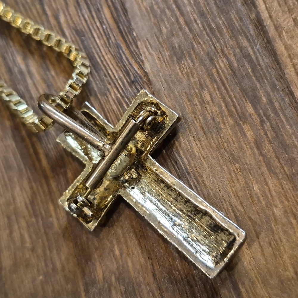 Colorful Rhinestone Gold Tone Cross Pendant Thick Gold Chain Necklace/Brooch - Picture 4 of 14
